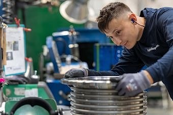 Новые теплоизоляционные уплотнения Freudenberg для электромобилей следующего поколения 