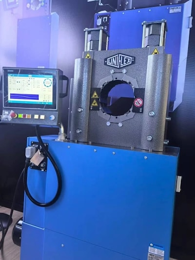 Благодарим за сотрудничество в уходящем году: "грозы седлают коней" - до скорых встреч в НГ-2026!